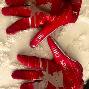 Like new football gloves.  Adult large. Only worn in one game